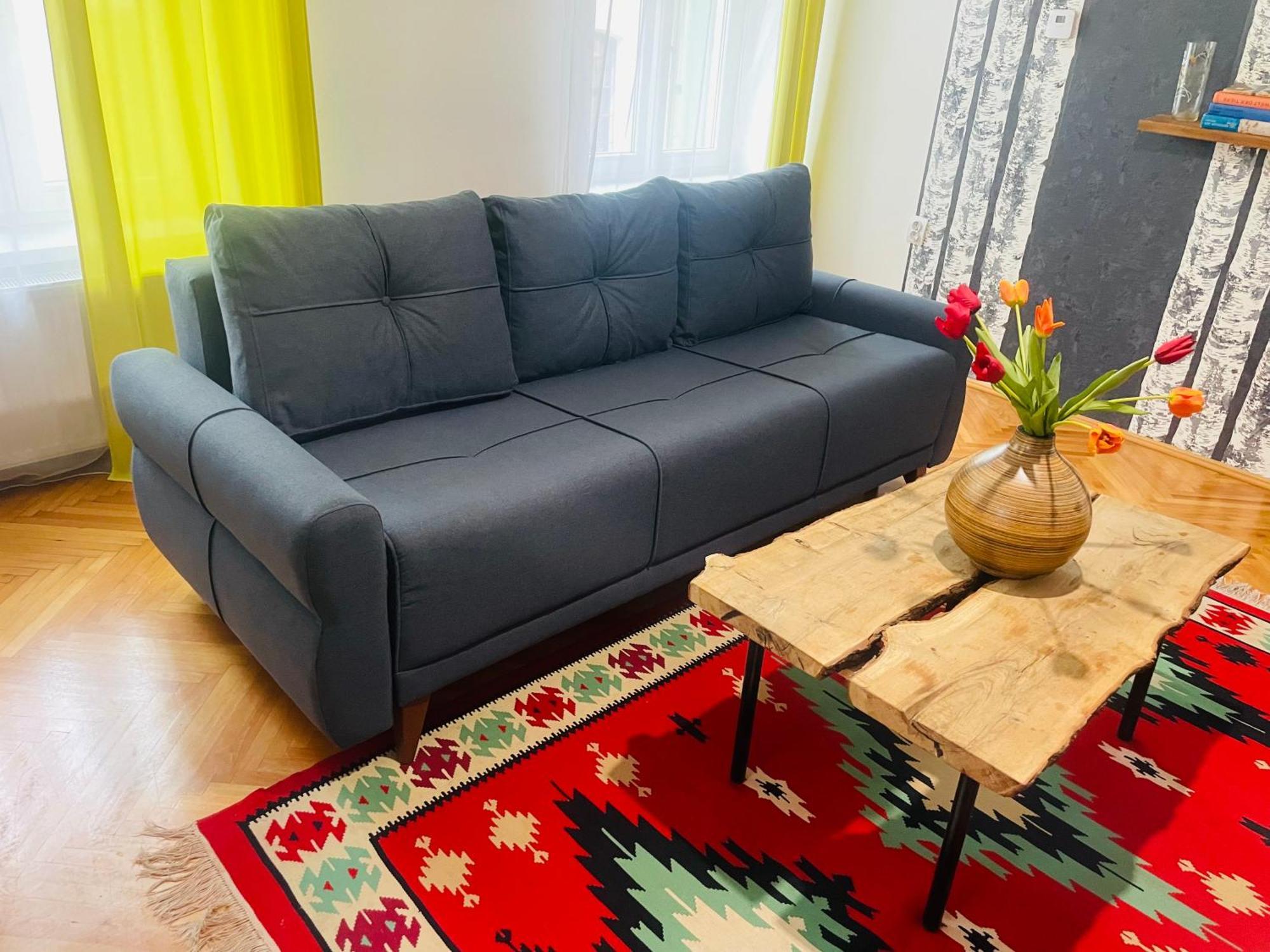 Spacious Stylish Apartment In Old Town Sibiu Bagian luar foto